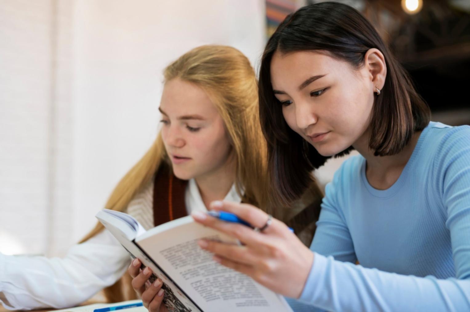 Representasi detail analisis finansial yang mendalam